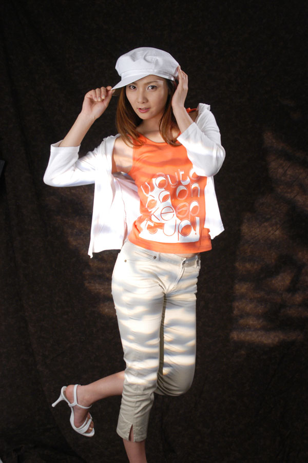 hitomi_s18_017.jpg