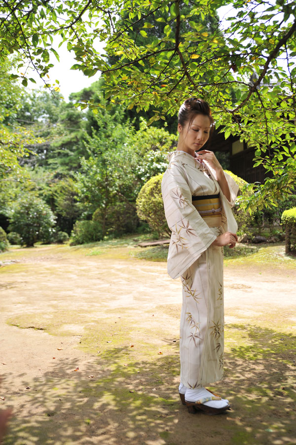 hitomi_s49_003.jpg